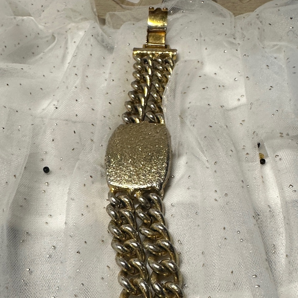 Miami Cuban Link ID bracelet (Heavy)little wear and tear - Picture 13 of 17